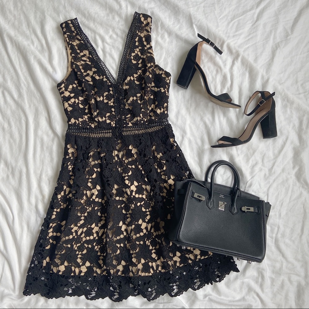 FRANCESCA’S LITTLE BLACK DRESS
